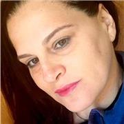 Docente laureata in Lettere impartisce lezioni private di italiano storia e geografia nella scuola media, primaria